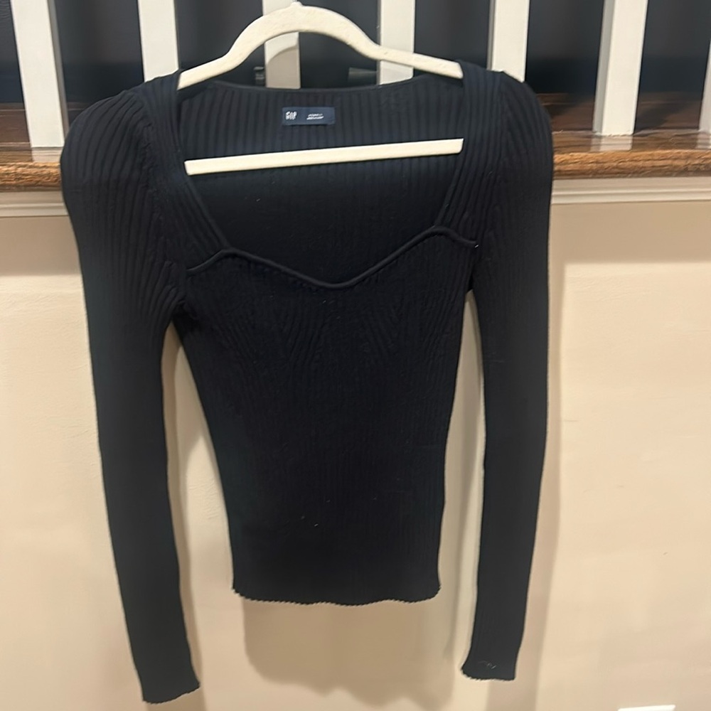 GAP Black Sweetheart Rib Sweater Top
